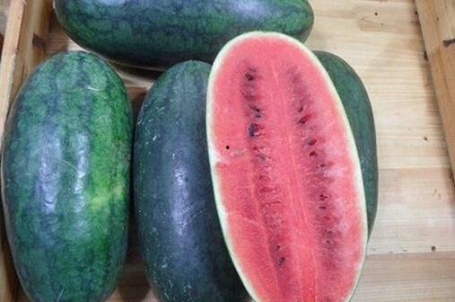 山东两位网红吃瓜视频曝光,揭秘娱乐圈惊人内幕